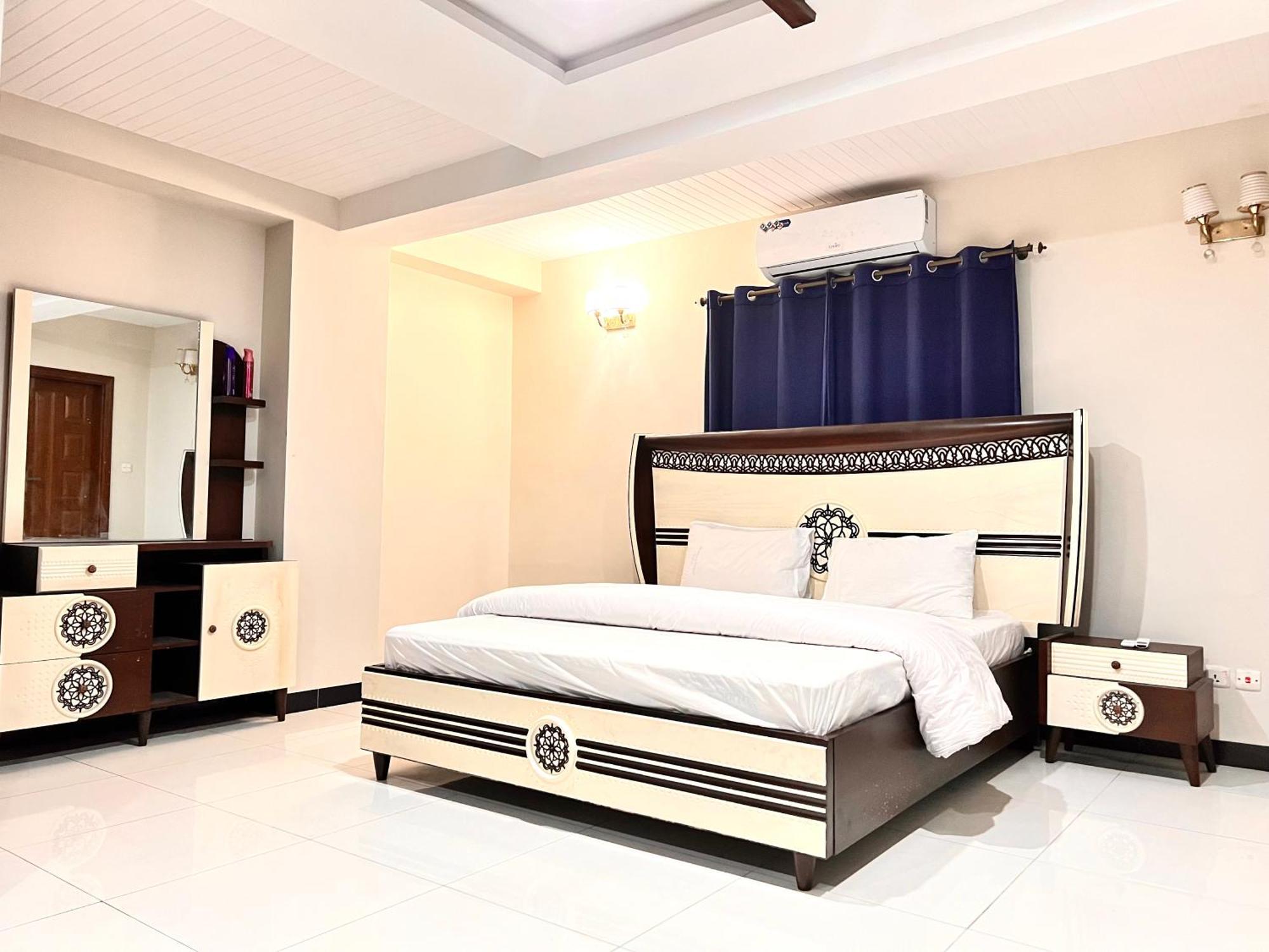 Luxury Apartment Hotel Исламабад Экстерьер фото