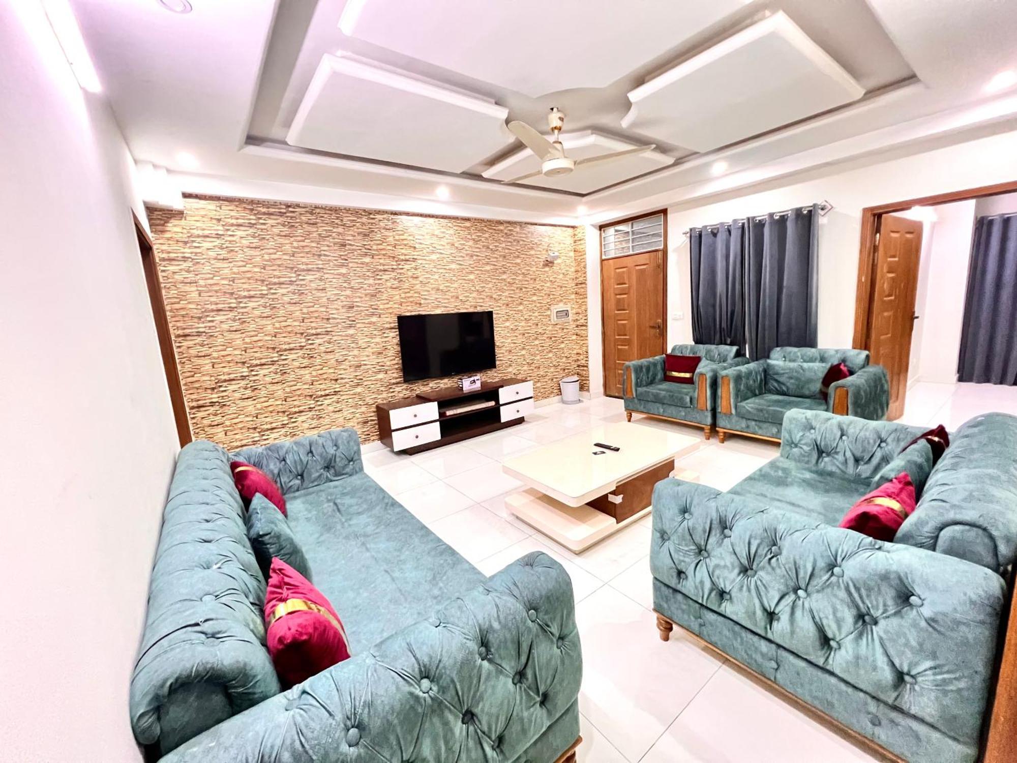 Luxury Apartment Hotel Исламабад Экстерьер фото