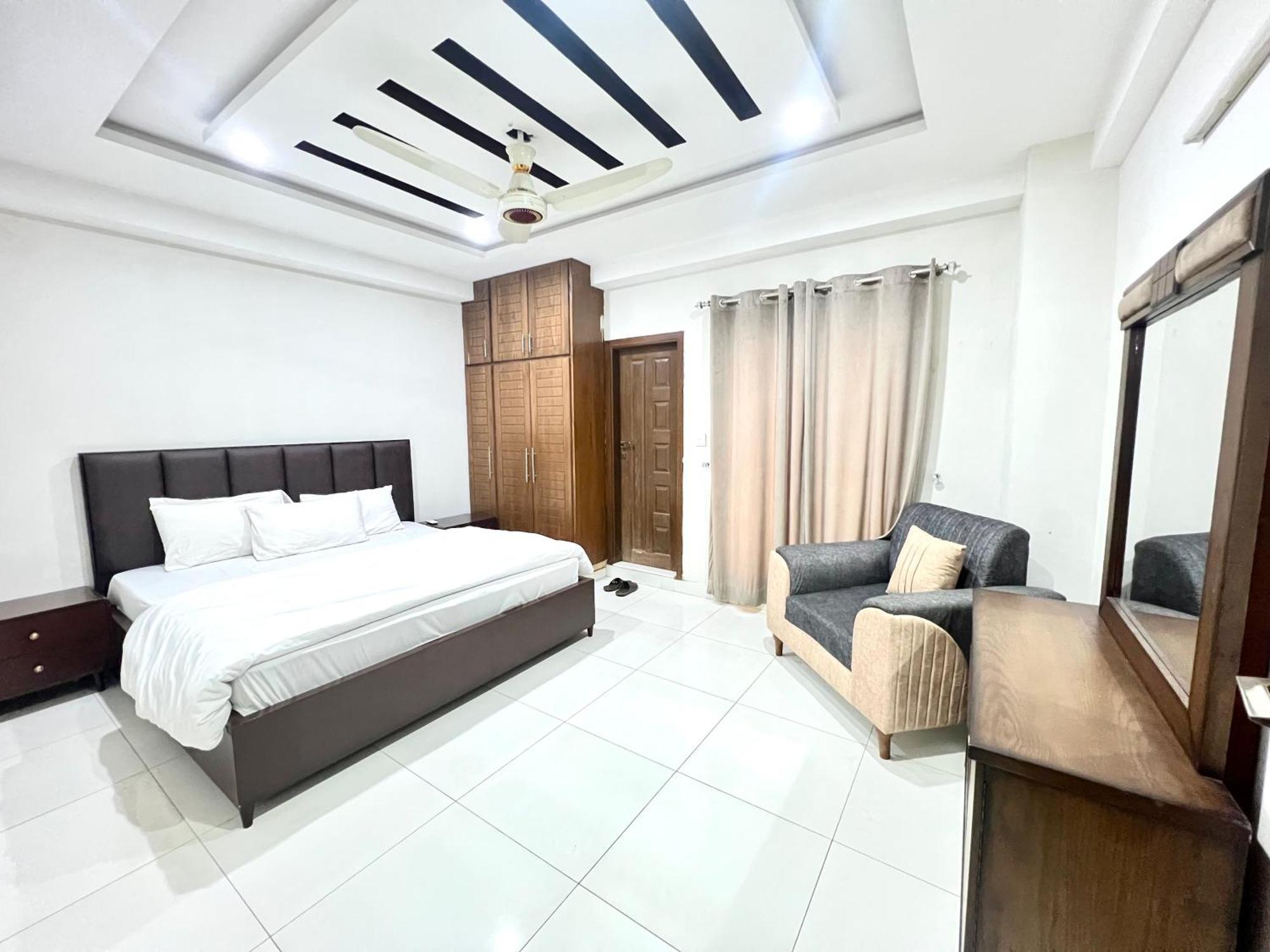 Luxury Apartment Hotel Исламабад Экстерьер фото