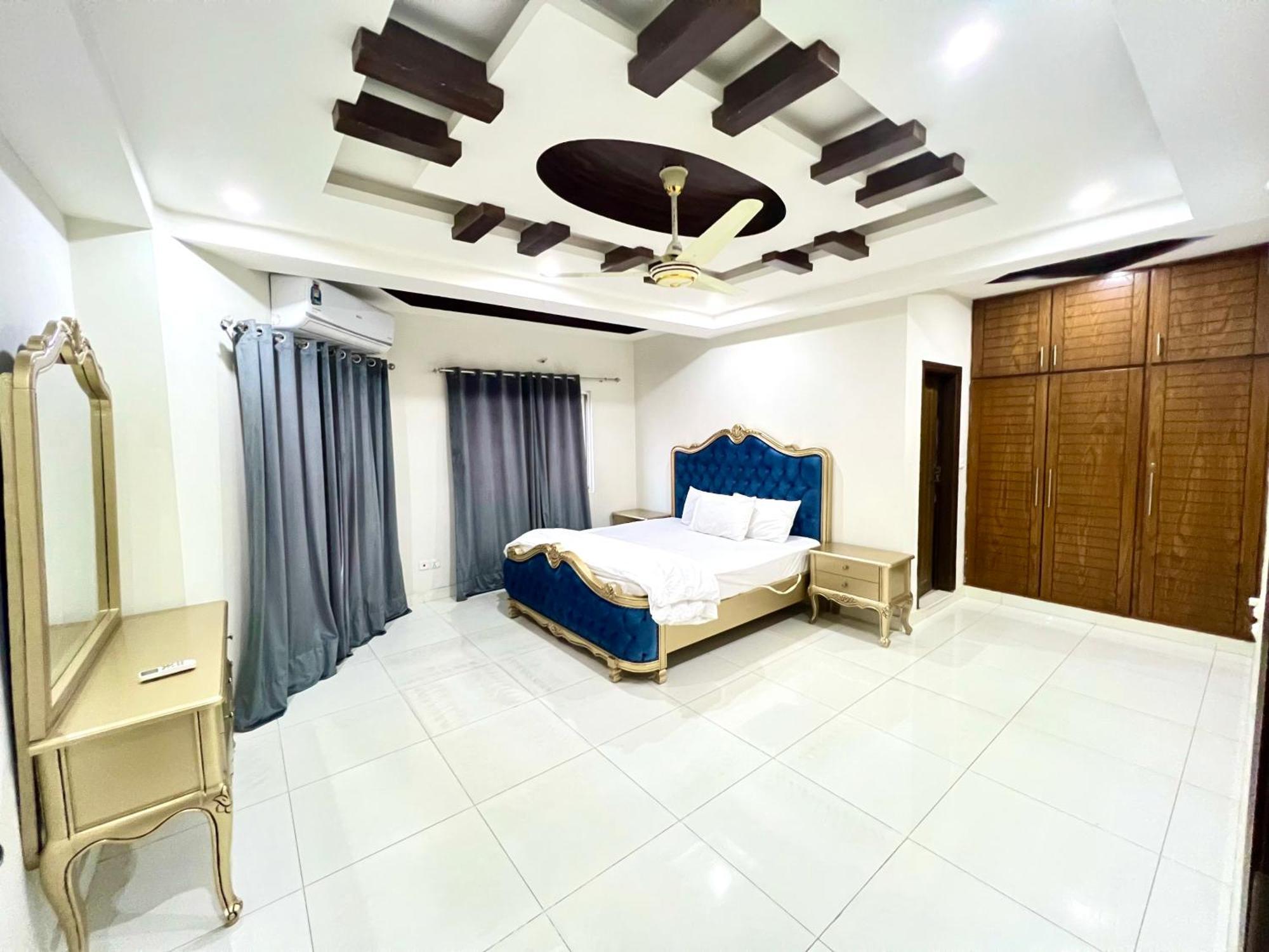 Luxury Apartment Hotel Исламабад Экстерьер фото