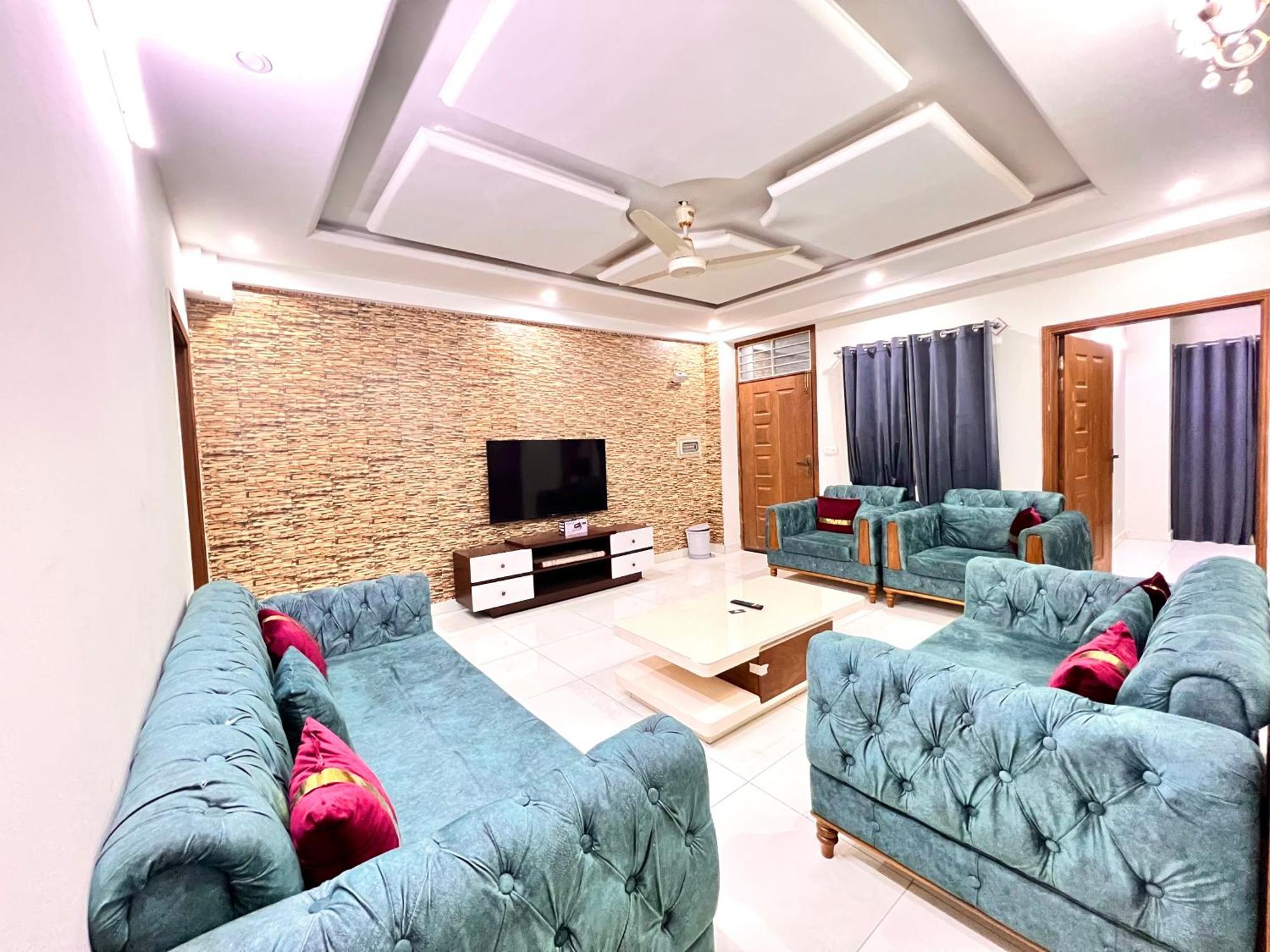 Luxury Apartment Hotel Исламабад Экстерьер фото